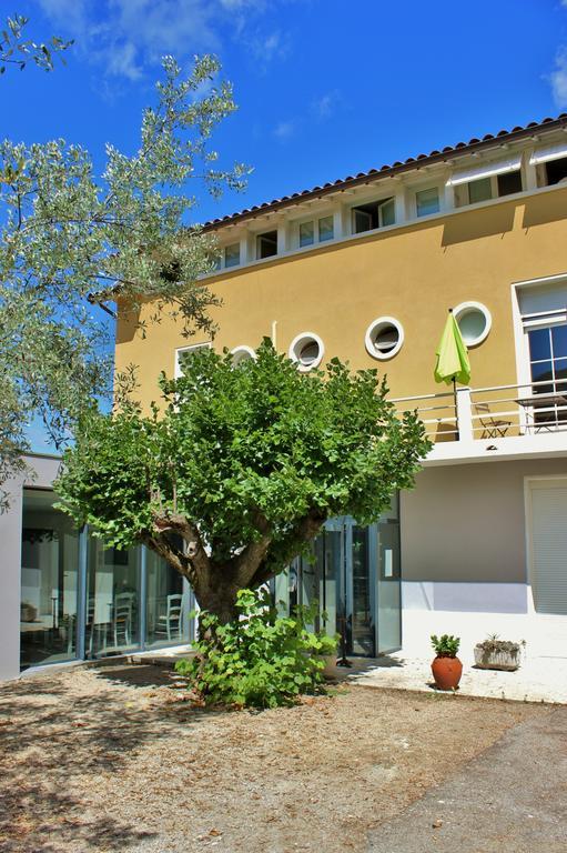 Hotel La Caravelle Nyons Ngoại thất bức ảnh