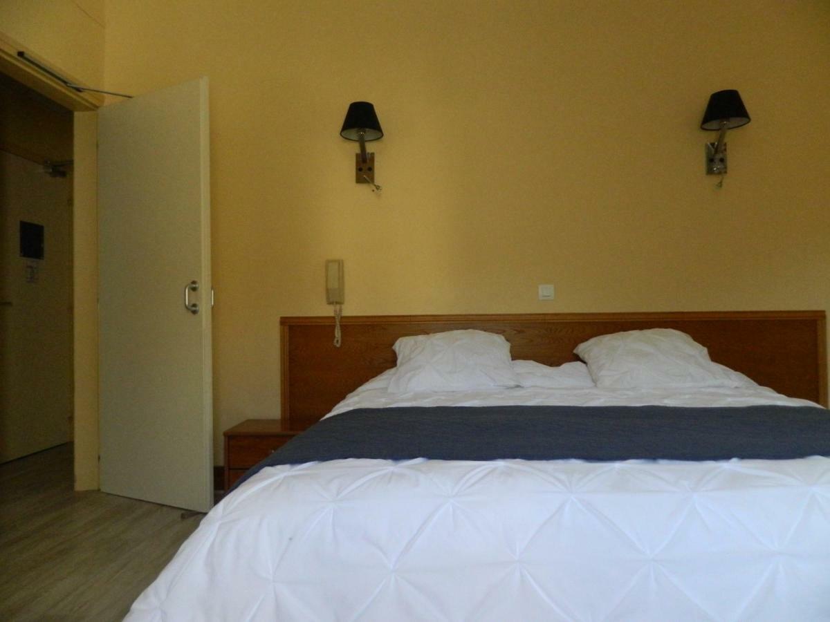 Hotel La Caravelle Nyons Ngoại thất bức ảnh